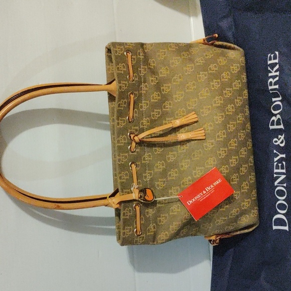 New Dooney & Bourke large signature canvas tote large - Picture 1 of 10